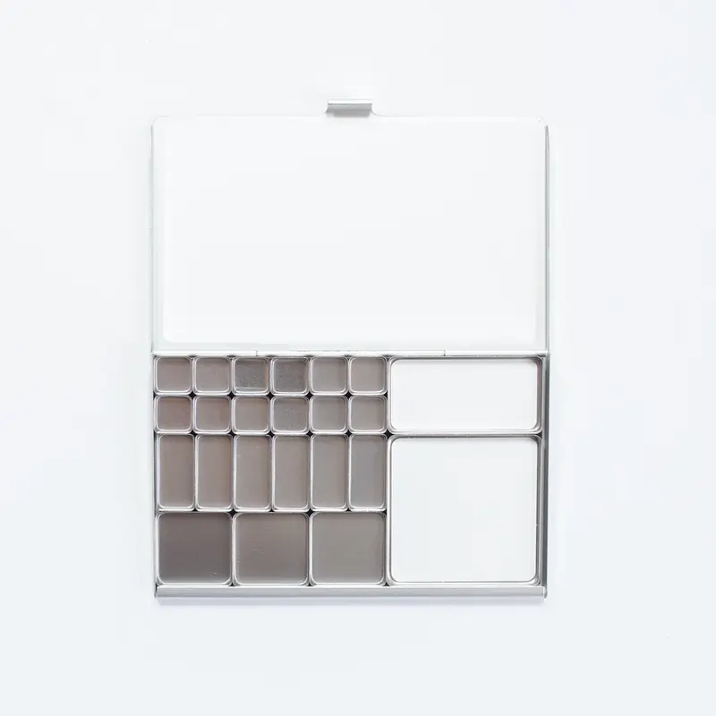 Art Toolkit Folio Silver Palette with Assorted Pans