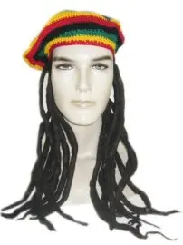 Bob Marley pet met dreadlocks