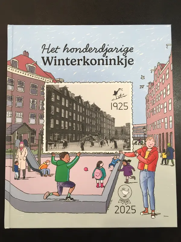 Book Het Honderdjarige Winterkoninkje Amsterdam