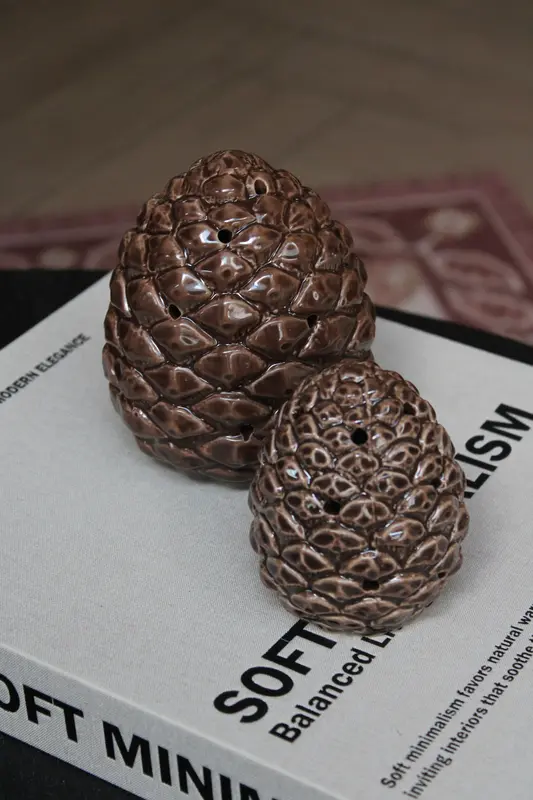 DENNENAPPEL | LED | BRUIN