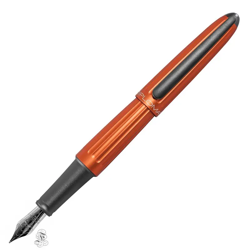 Diplomat Aero fountain pen orange