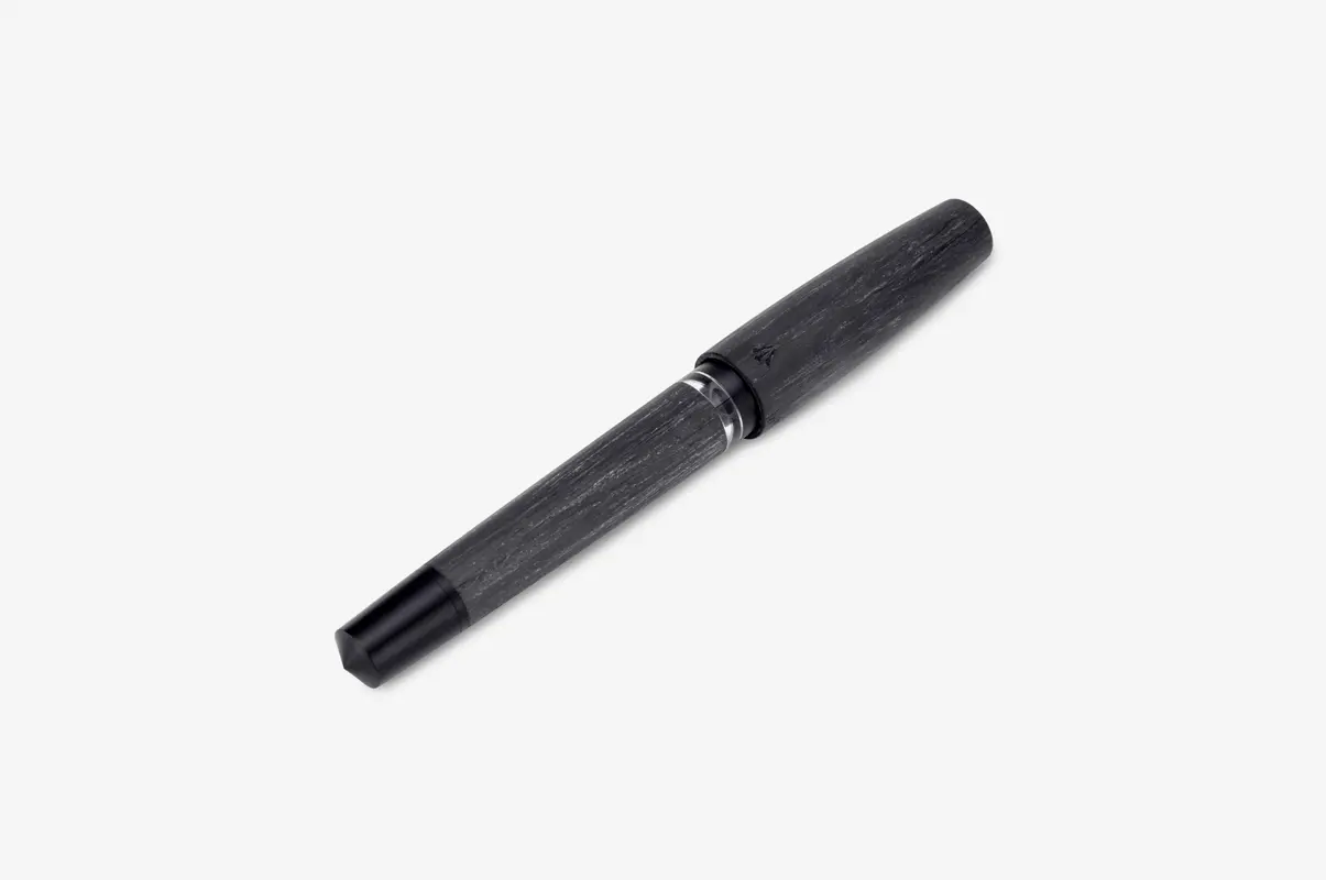 Gravitas Piston Carbon Black