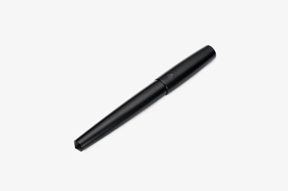 Gravitas Sentry Aluminium Black