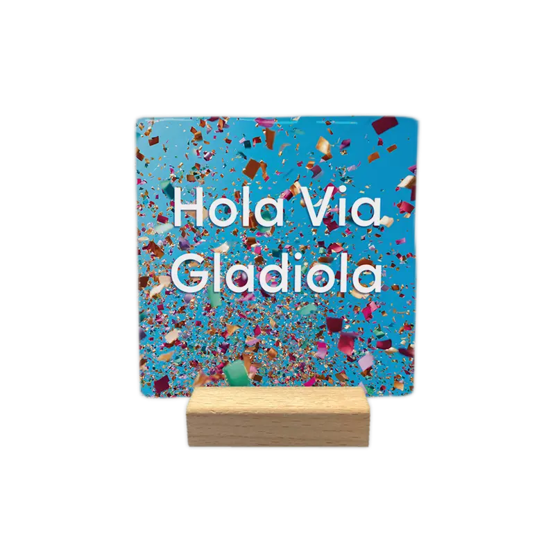 Hola via Gladiola