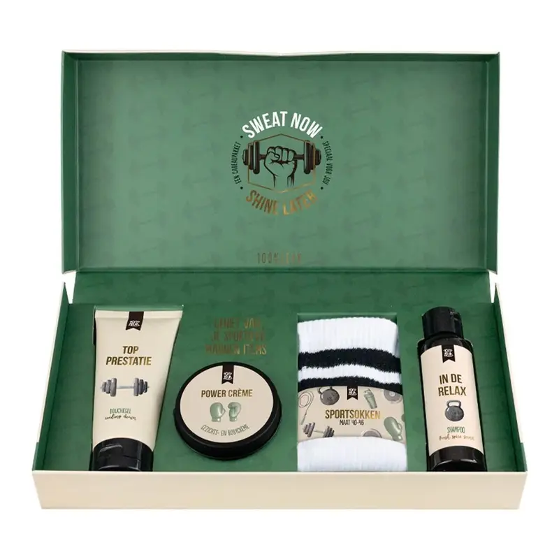 Kerstcadeaupakket Sweat Now Shine Later – Sportief & Verzorgend Geschenk