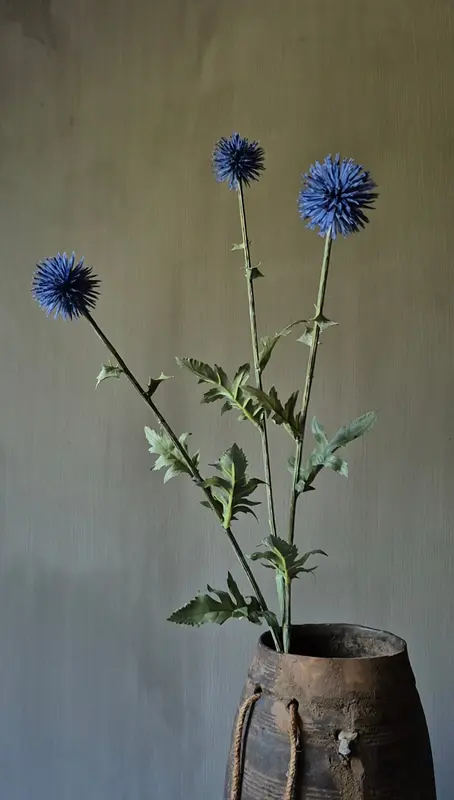 Kogeldistel kunsttak donkerblauw - 75 cm
