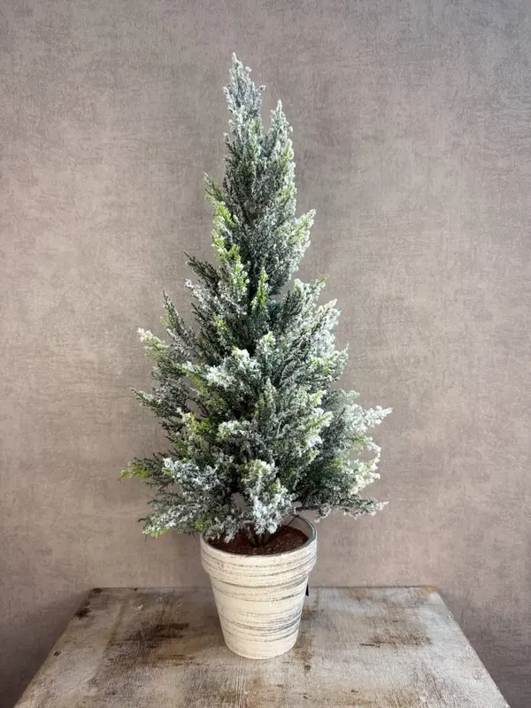 Kunst kerstboom in pot