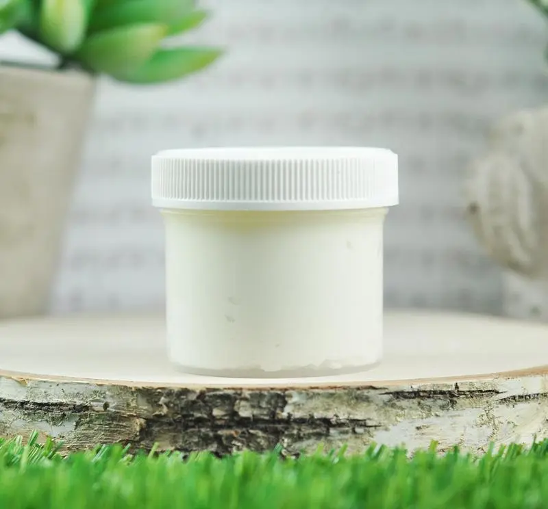 Lawn Fawn - Stencil Paste - White