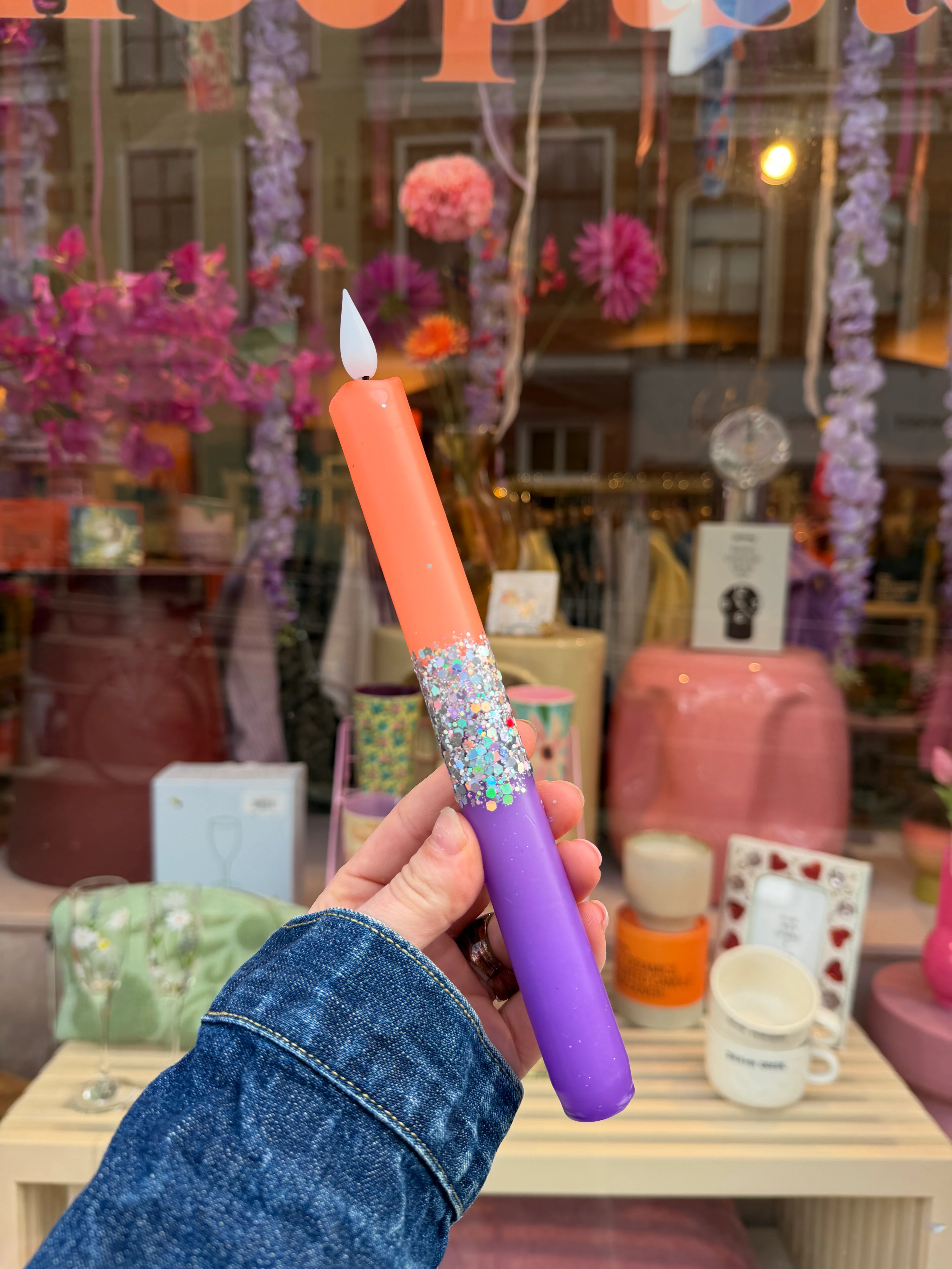 LED Pillar Kaars - Oranje/paars glitter
