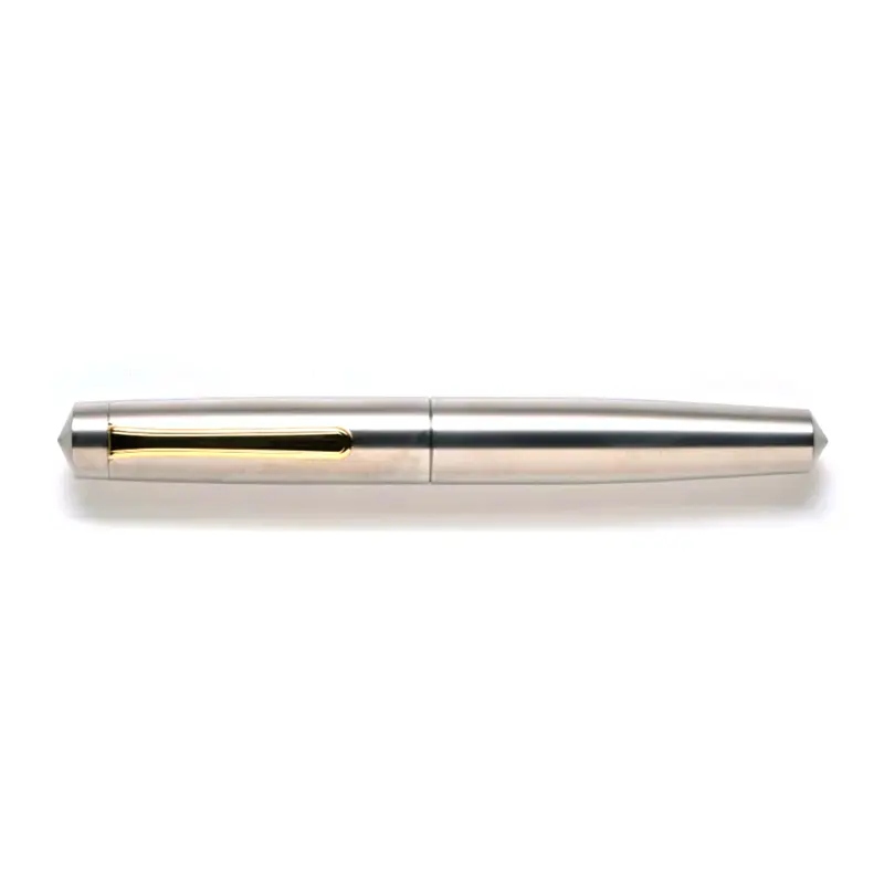 Nakaya Titanium Writer Piccolo Vulpen met goudkleurige clip - Pre-Order