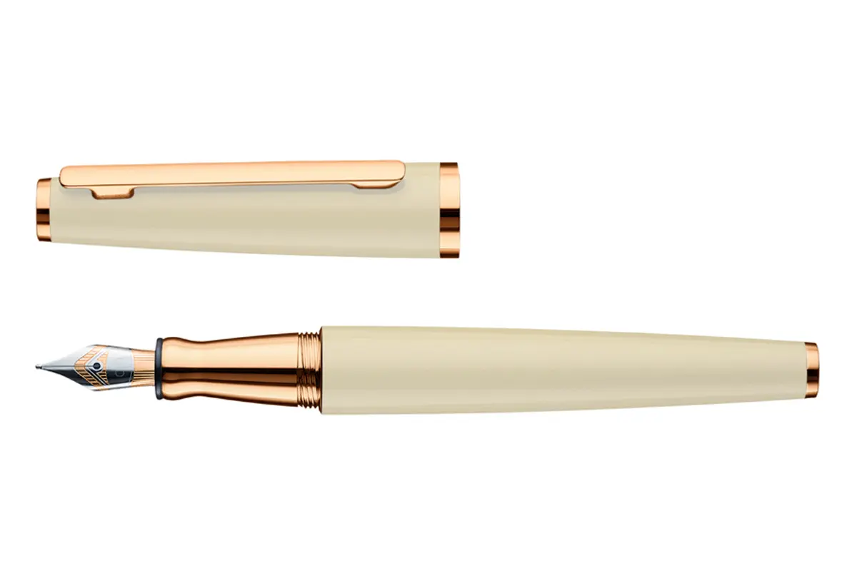 Otto Hutt D06 Kashmir vulpen