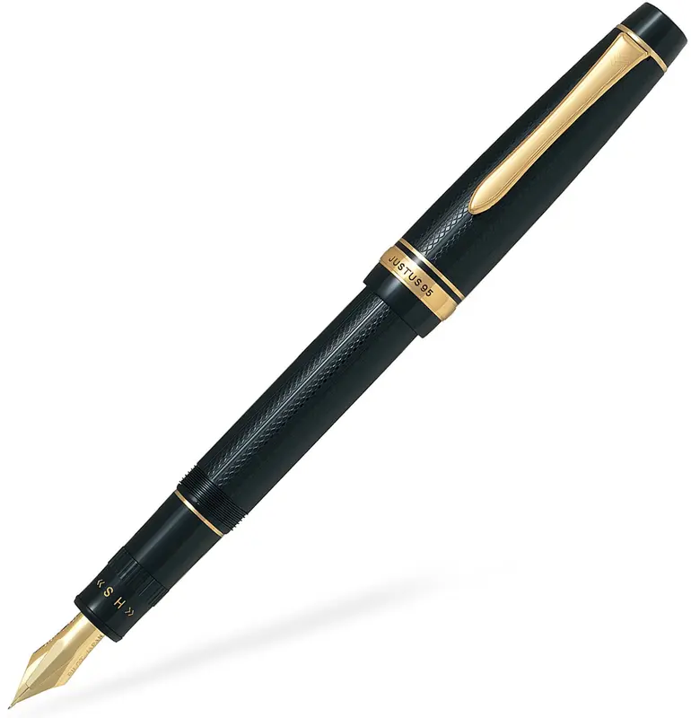 Pilot Justus with gold trim fountain pen