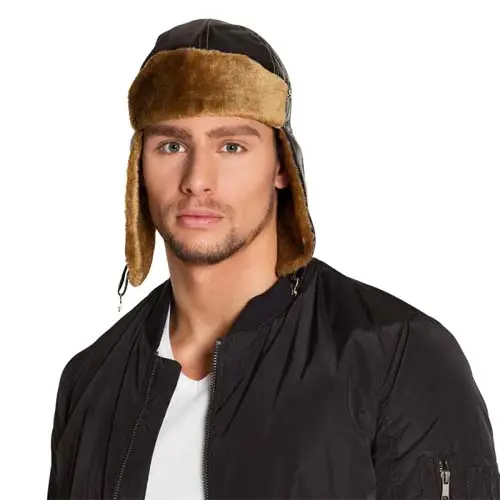 Pilotenpet Erick bruin