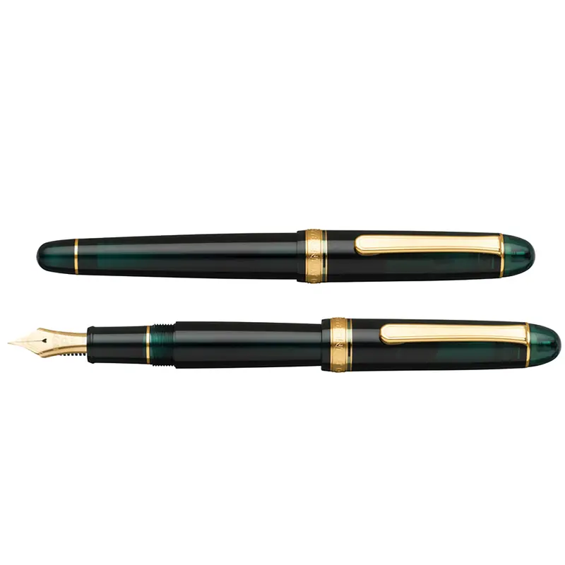 Platinum # 3776 Century Laurel Green GT vulpen
