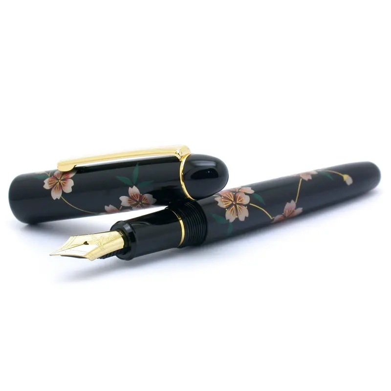 Platinum Century Kaga maki-e Sakura vulpen