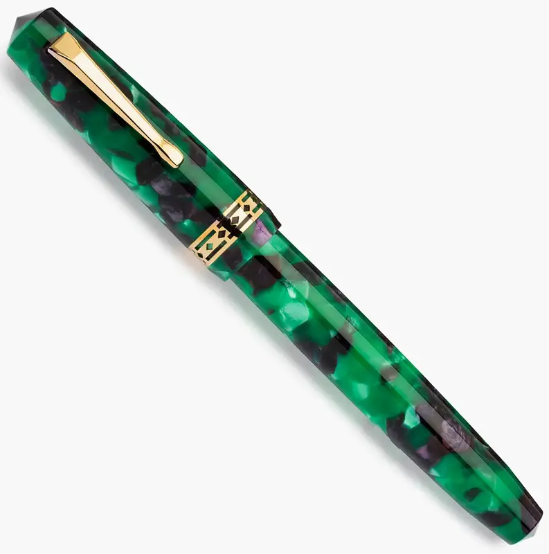 Radius Settimo Minerale gold fountain pen