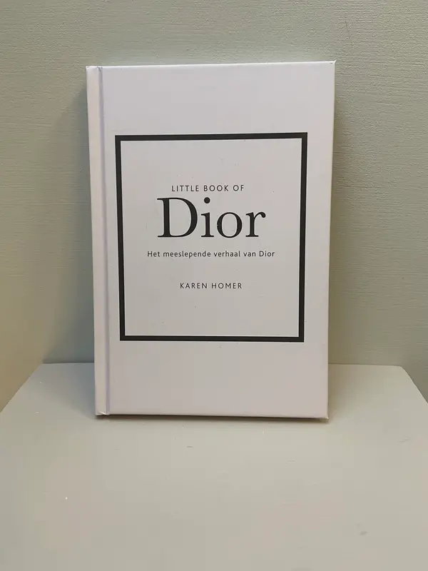 Tafelboek | Little book of Dior