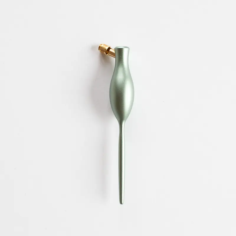 Tom's Studio Carrot Calligraphy Pen Oblique Sage