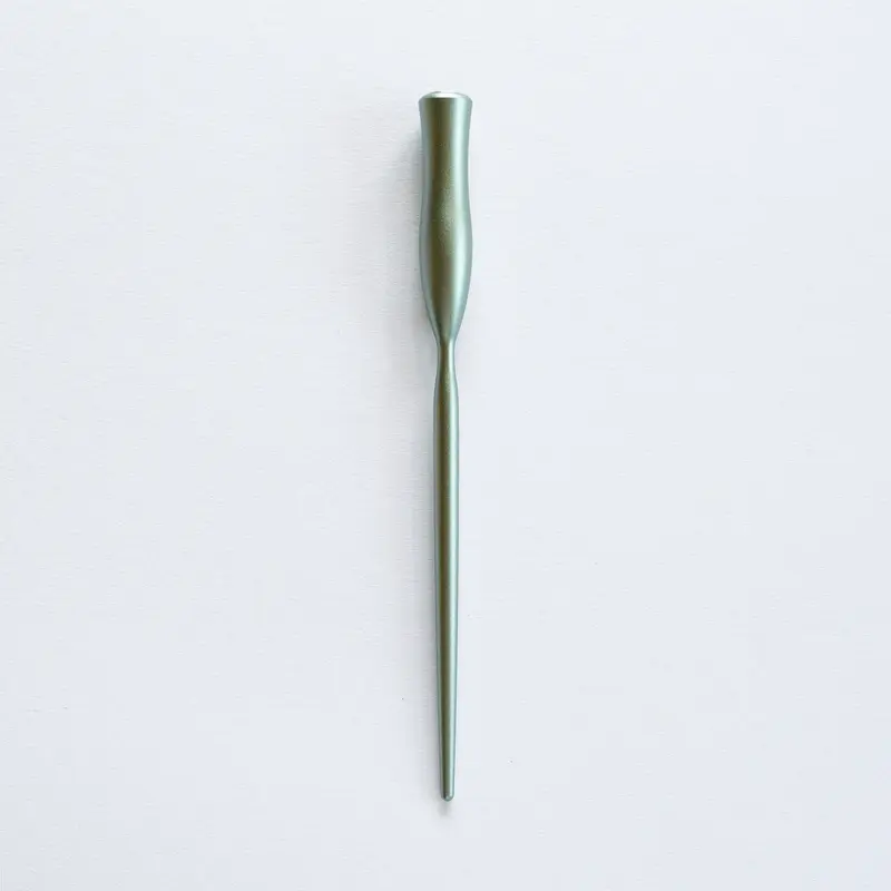 Tom's Studio Flourish Calligraphy Pen Straight Sage