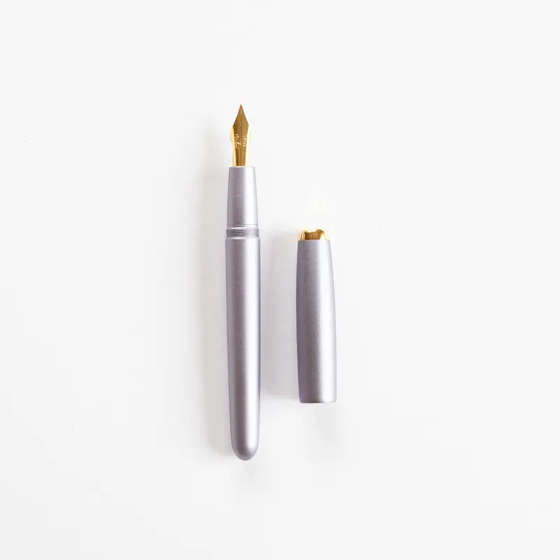 Tom's Studio The Studio Fountain Pen Lilac